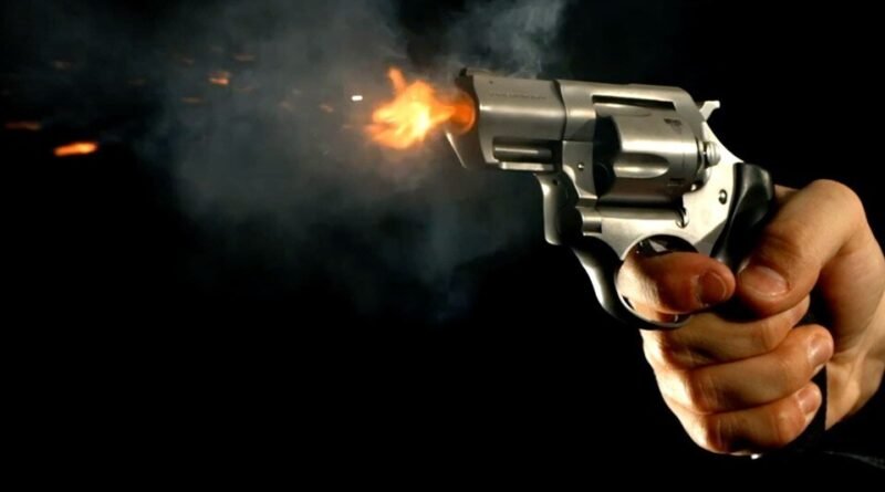 जिम बिटि भैर आणु हिस्ट्रीशीटर तैं तड़म गोळि मारि