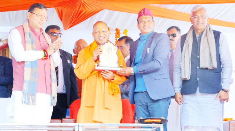 विद्या मनखि कु सबसे बडु गैंणा च : CM धामी