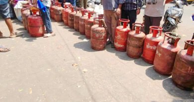 एलपीजी विपदा :अंतरराष्ट्रीय कम देसा भितरै कमजोरी जादा च