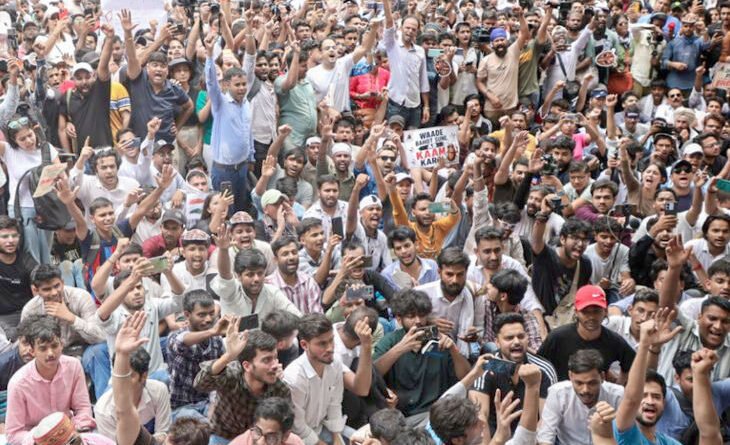 ‘कॉकरोच’: सड़कि बटि संसद तक