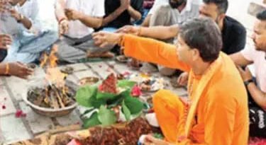 मंच शुद्ध पर विचार अशुद्ध