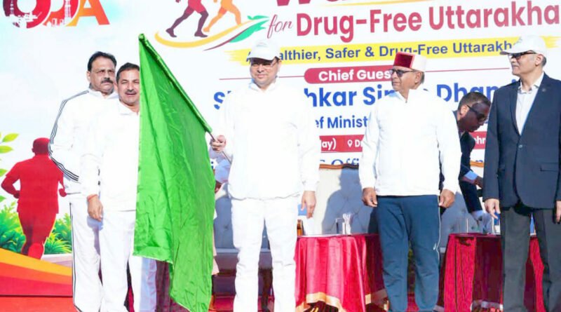 नसा मुक्ति कु रैबार हरेक घार अर हरेक गौं तक पौंछण प्वाड़ल: मुख्यमंत्री धामी
