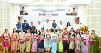 सरकारि जिम्मेबरि तैं सिरफ नौकरी ही नी समझयाँ बल समाज का सबि मनिख की जिन्दगि मा बदलाव ल्याणा का जरिया बि बण्याँ: मुख्यमंत्री धामी
