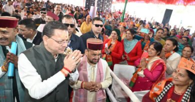 मुख्यमंत्री धामिन काशी विश्वनाथ मंदिर अर शक्ति मंदिर उत्तरकाशी मा कायी पूजा अर प्रदेसा रैवासी राजी-खुसी रयां या विनती कायी